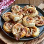 Girelle di sfoglia con bacon
