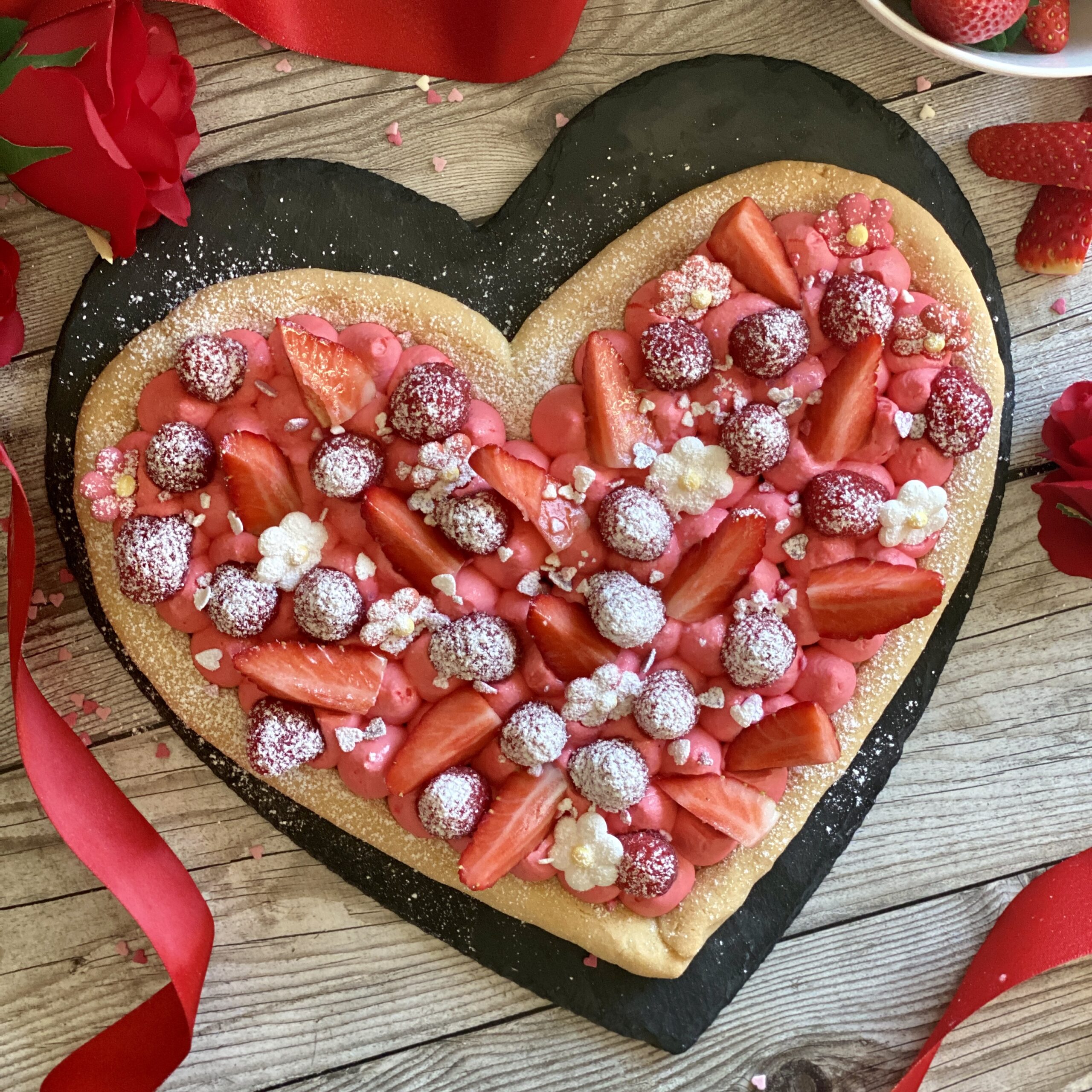 crostata a cuore senza stampo