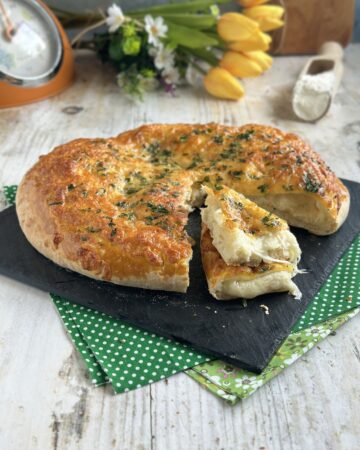 Pane al formaggio