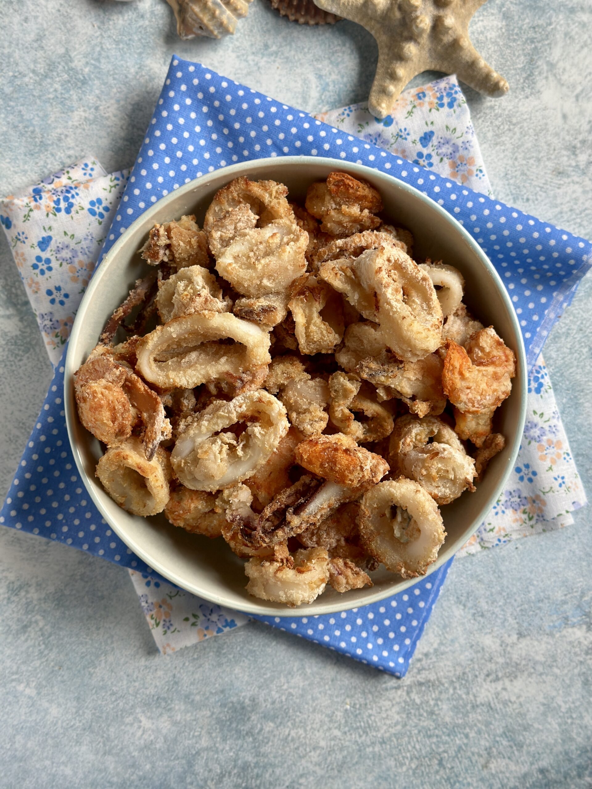 calamari e gamberi in friggitrice ad aria